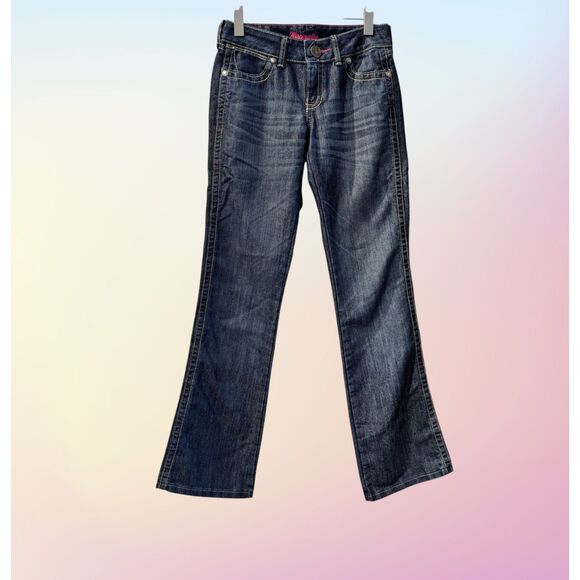 Wrangler Mae Premium Patch Low Rise Boot Cut Jeans  Sz  3/4 x 34 - Picture 3 of 9
